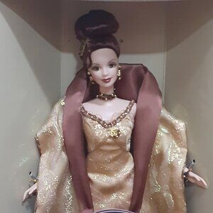 Cafe Society Barbie Members Choice 2nd Edition Collector's Club Doll #18892 NEW